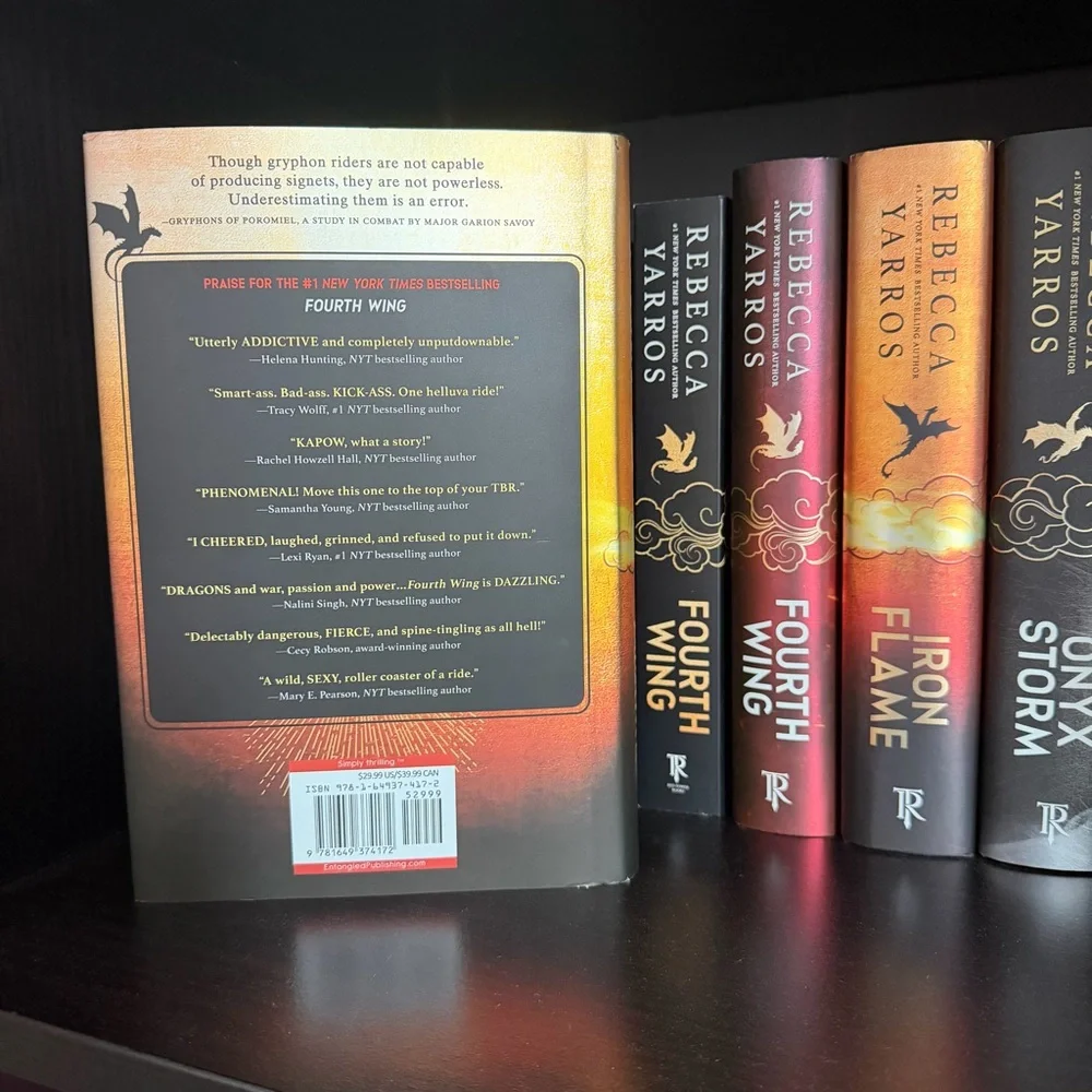 Iron Flame by Rebecca Yarros NEW - Picture 5 of 9